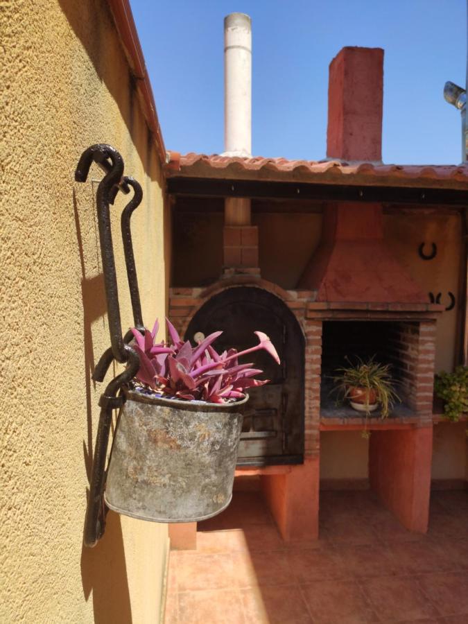 Casa Rural Iris ビジャヌエバ・デ・ロス・インファンテス エクステリア 写真